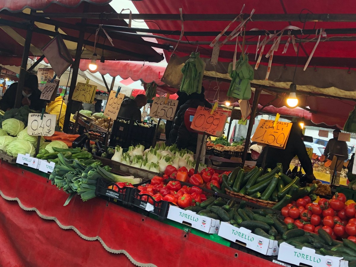 How I Learned To Slow Down and Embrace the Italian Way of&nbsp;Shopping